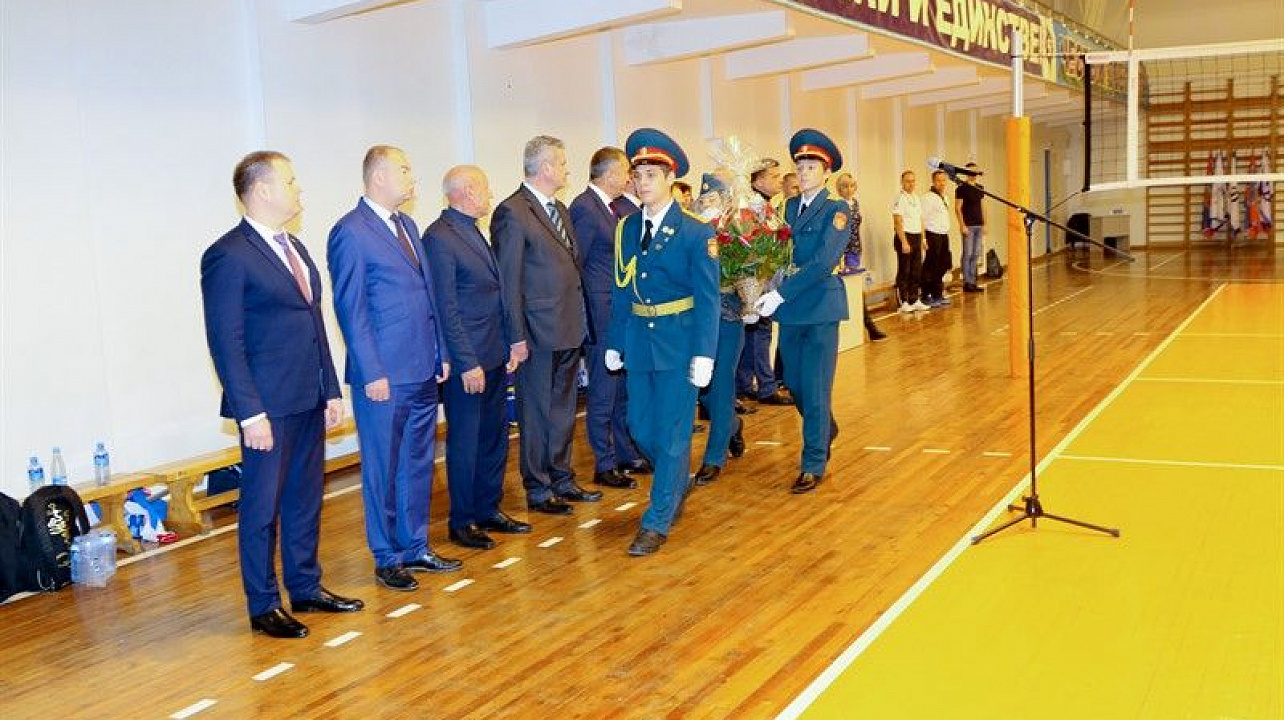 Турнир, посвященный Дню работника органов безопасности Российской Федерации, провела Федерация волейбола города Краснодара.jpg