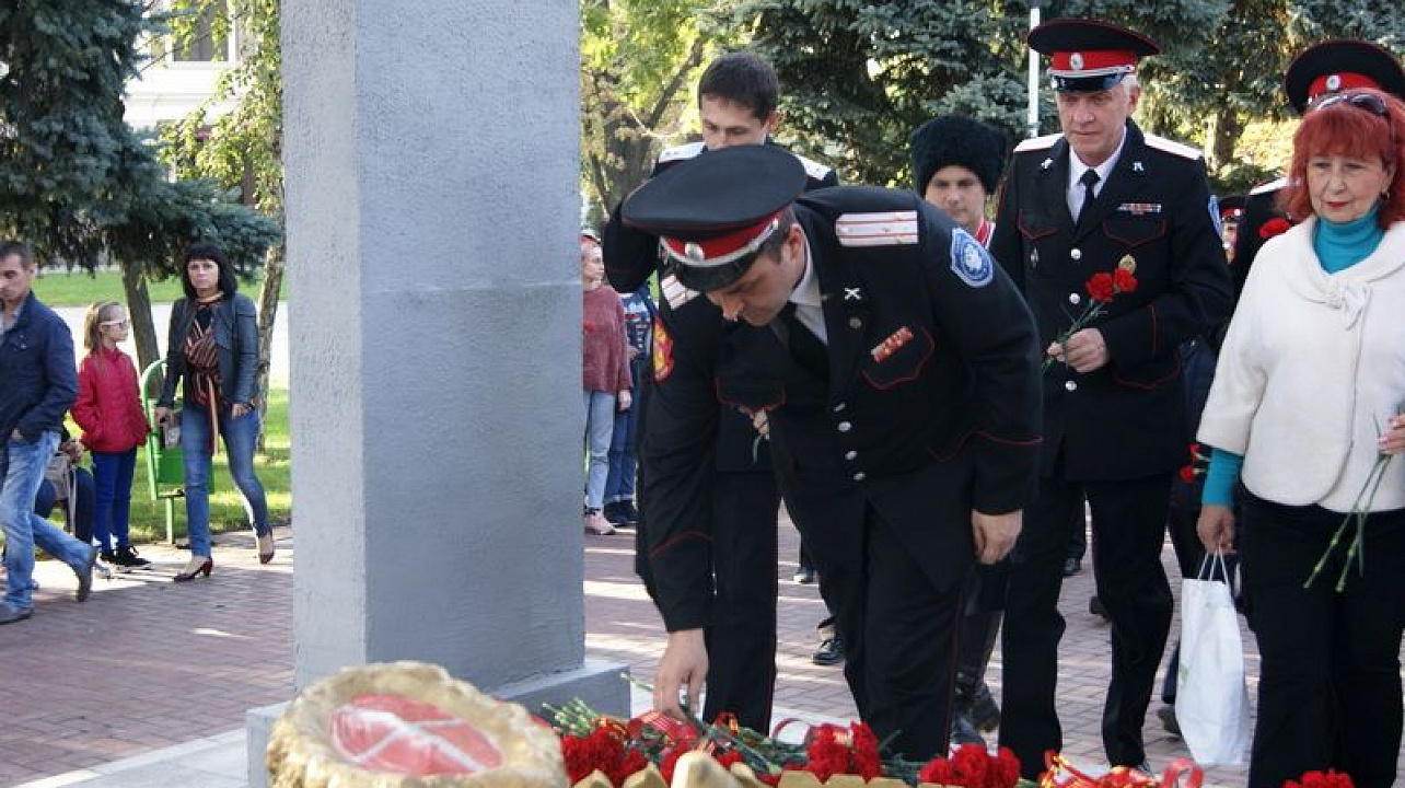 Казаки почтили память жертв гражданской войны