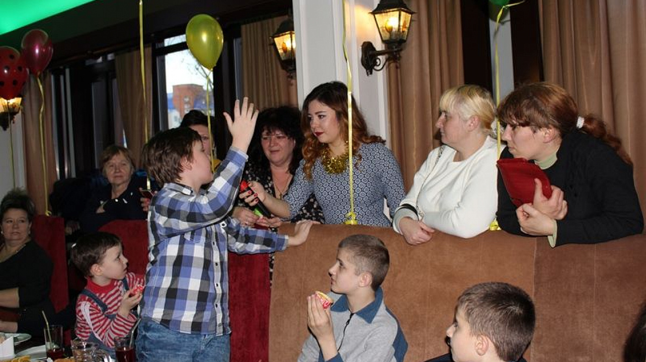 Праздник для детей-инвалидов