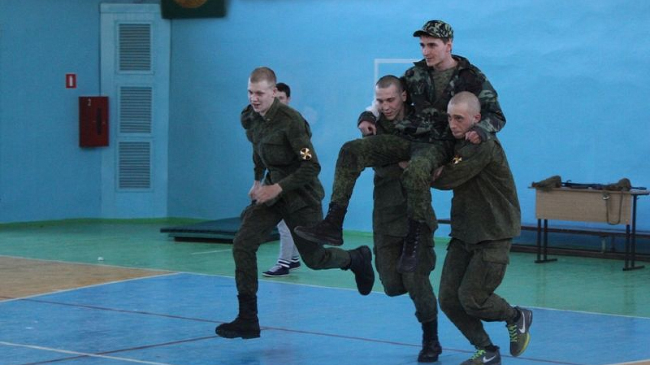 В Центральном округе состоялся спортивный праздник «Готов служить России»