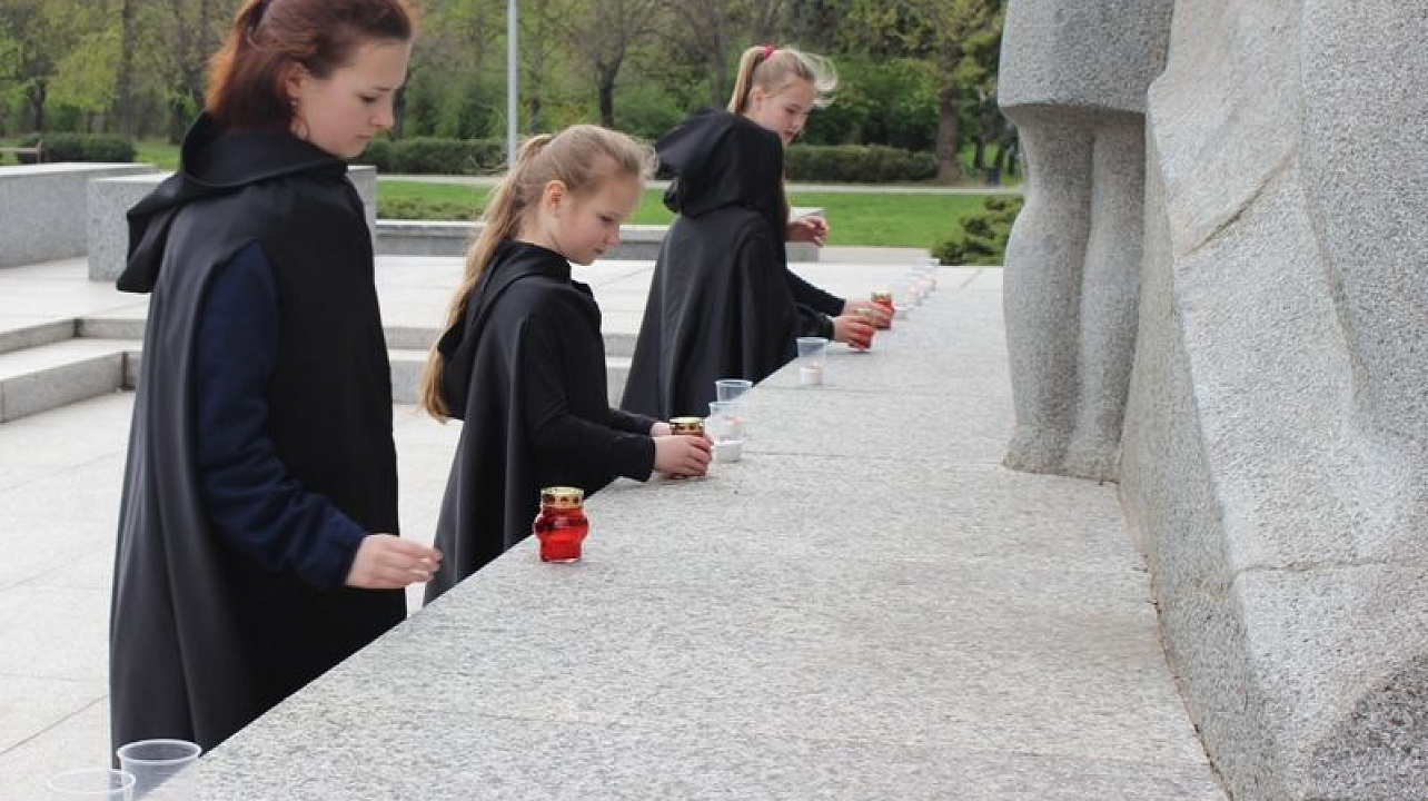 Сегодня в Центральном округе прошел митинг-реквием, посвященный Международному дню освобождения узников фашистских лагерей