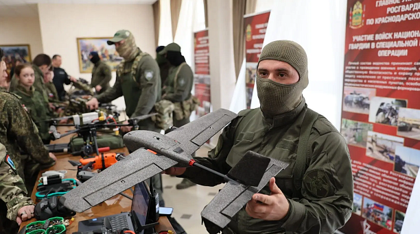 Глава Краснодара поздравил сотрудников Росгвардии с 10-летием службы 