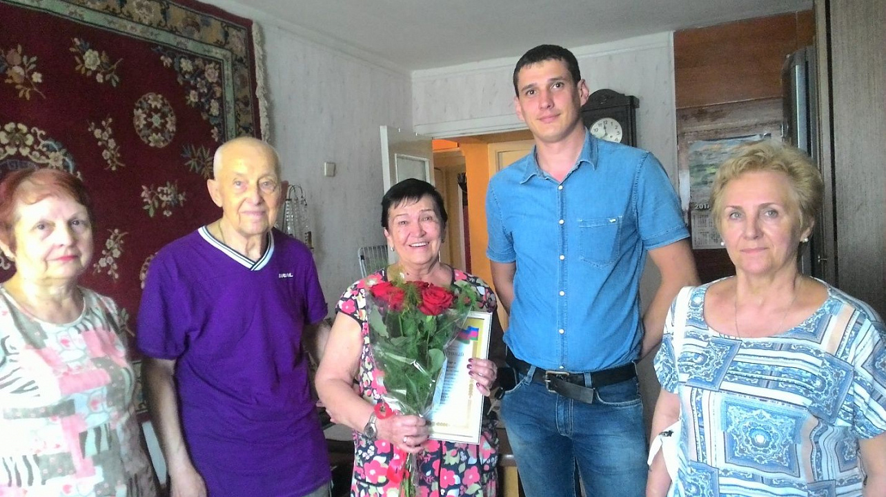 Прикубанцы Тихоновы отметили 55-летие супружеской жизни
