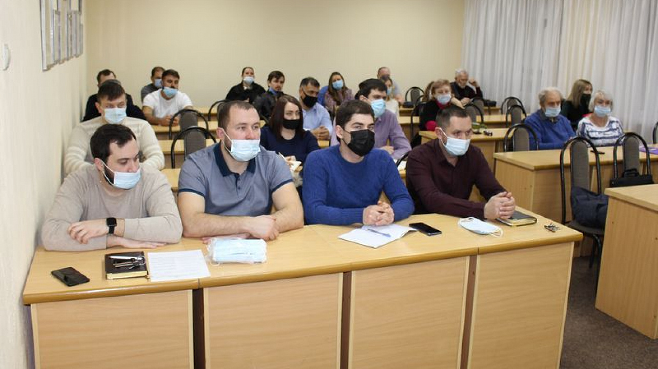 В администрации Центрального округа состоялось совещание с представителями торговых центров и ярмарок