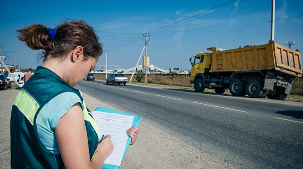 В пос. Индустриальном Краснодара прошёл рейд по выявлению нелегальных мусоровозов