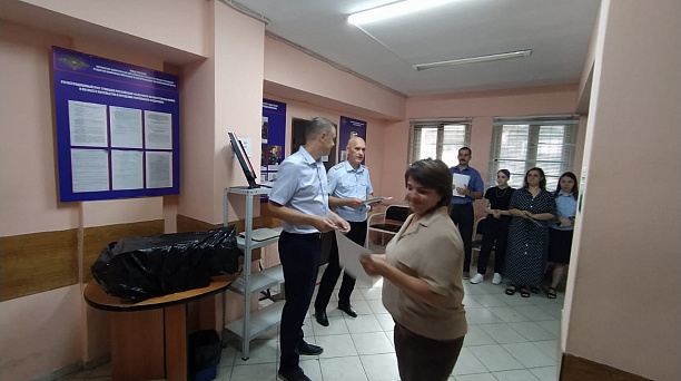 В Прикубанском округе города Краснодара вручили благодарственные письма по случаю празднования Дня работников миграционной службы МВД России.