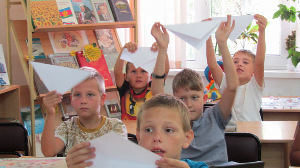 В библиотеке Западного округа прошло мероприятие «Волшебная бумага»