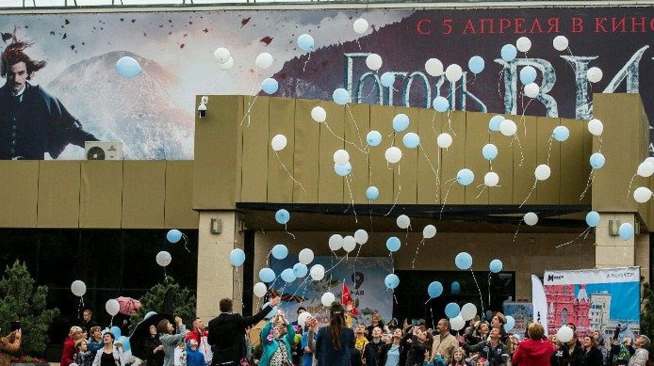 В День Победы жители округа посетили бесплатный показ фильма «Танки»