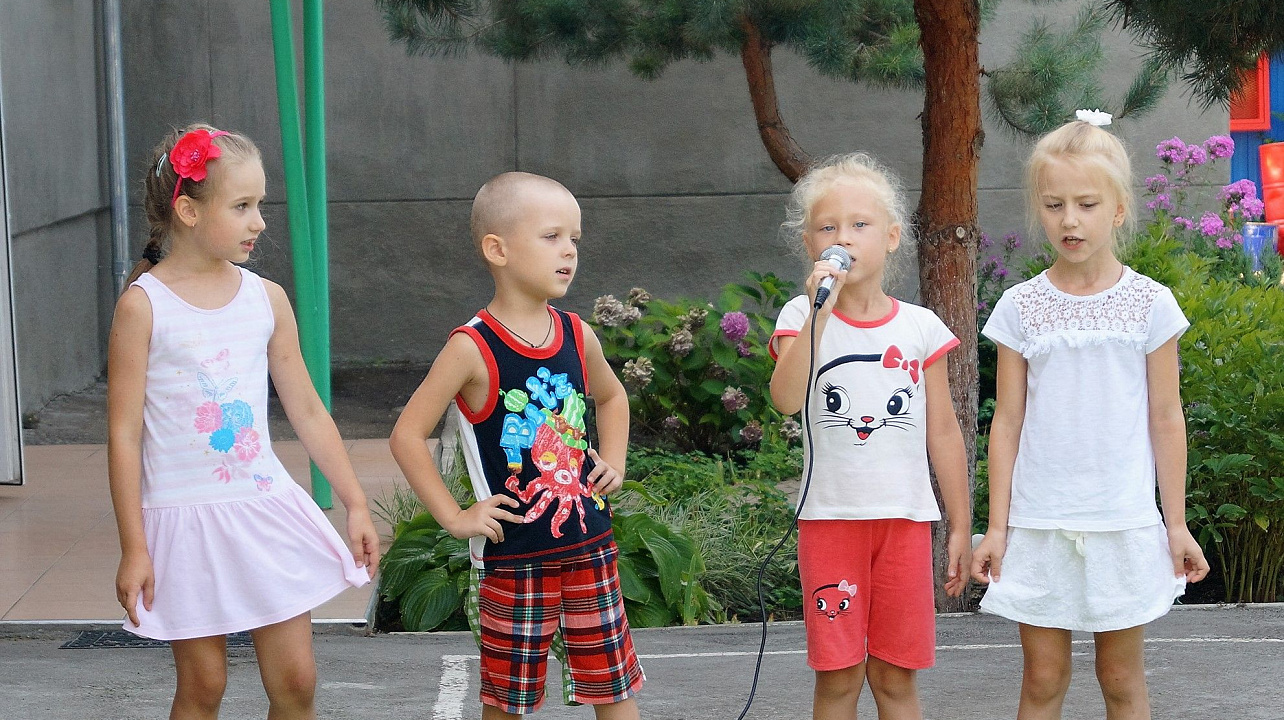 В детском саду Западного округа провели праздник цветов