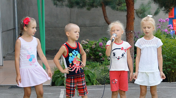 В детском саду Западного округа провели праздник цветов