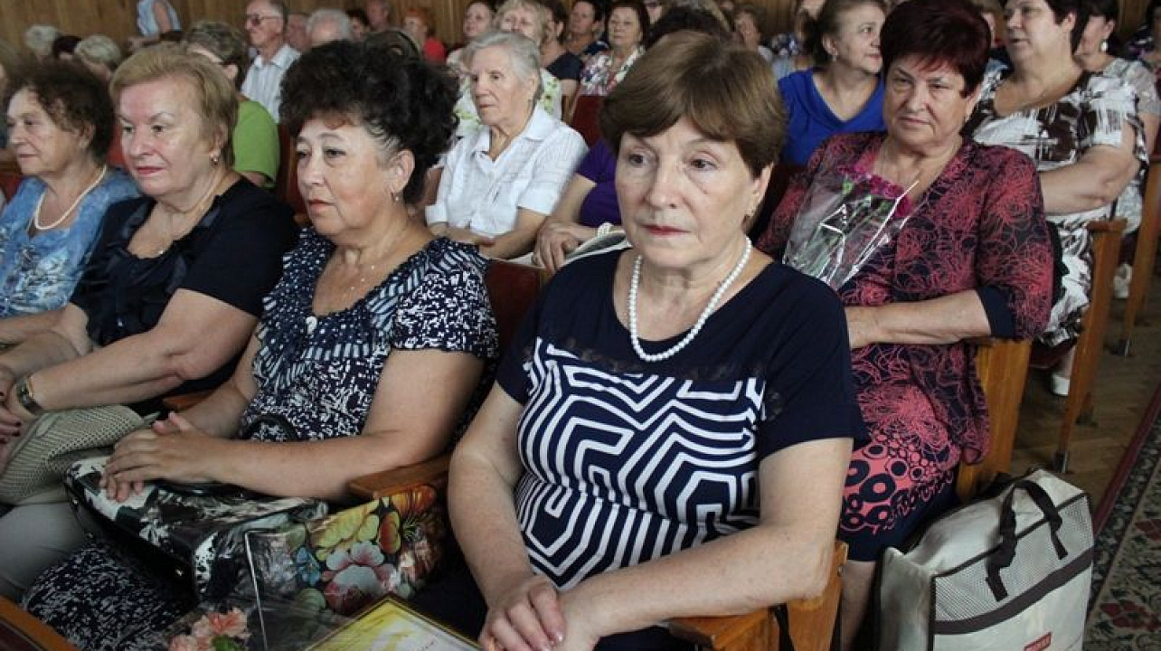 50 жителей Центрального округа приняли участие в мероприятии, посвященном Дню пожилого человека