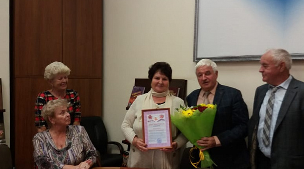 Работу председателя первичной ветеранской организации Прикубанского округа Натальи Диденко отметили благодарностью председателя  Краснодарской краевой организации ветеранов войны, труда, Вооруженных Сил и правоохранительных органов Евгения Шендрика