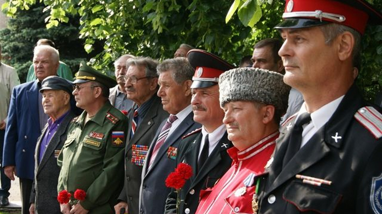Казаки почтили память Александра Суворова