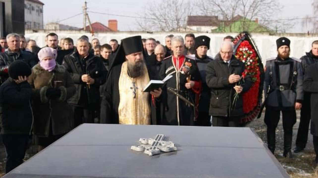 На Всесвятском кладбище прошло мероприятие в память о казаках, погибших в годы жестоких репрессий