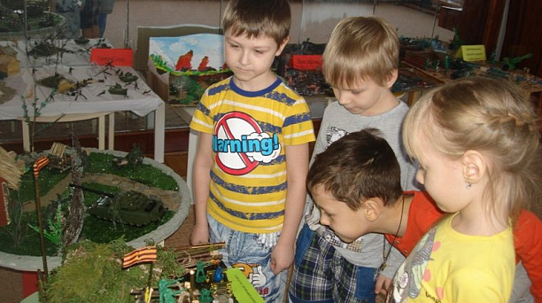 В детском саду № 168 прошла выставка макетов «Они сражались беззаветно»