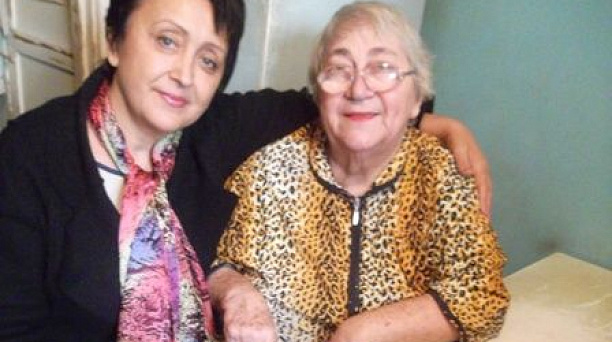 В округе продолжается поздравление людей старшего поколения с Днем пожилого человека