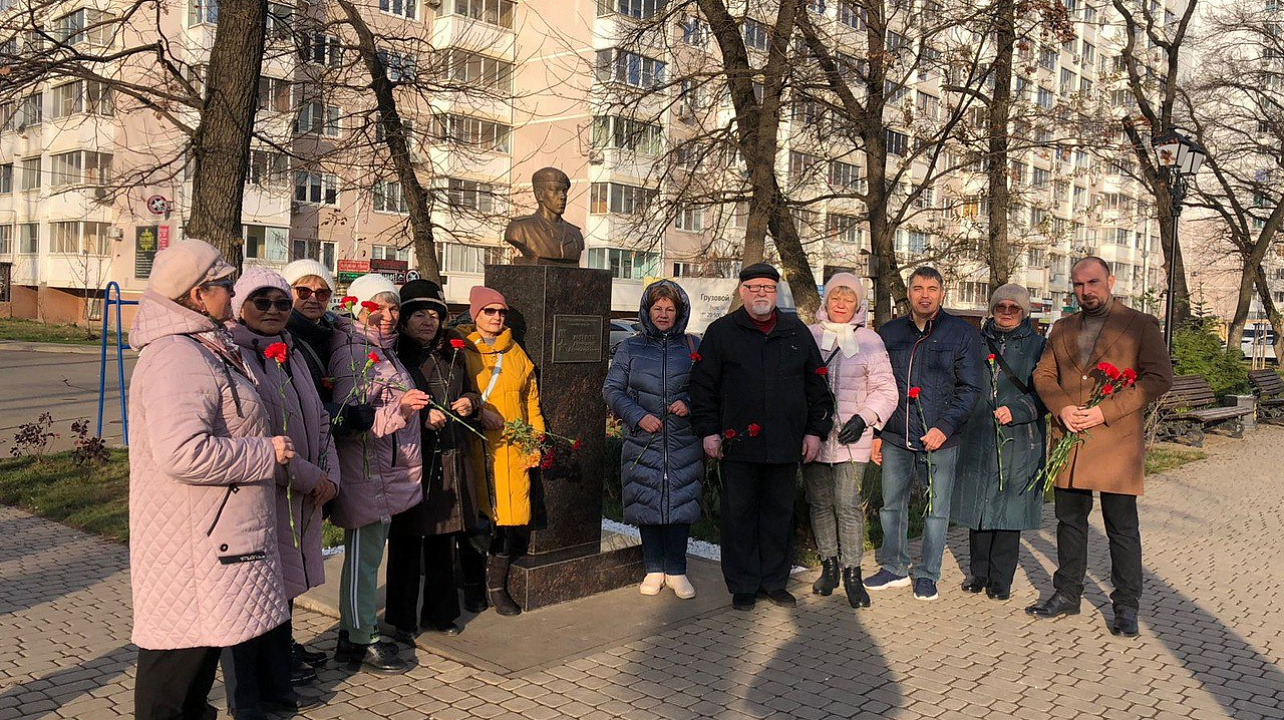 Сегодня у всех памятников и захоронений героев Великой Отечественной войны в Прикубанском округе прошли возложения цветов