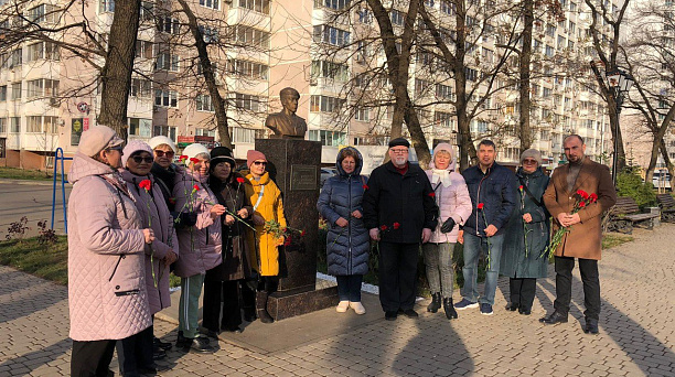 Сегодня у всех памятников и захоронений героев Великой Отечественной войны в Прикубанском округе прошли возложения цветов