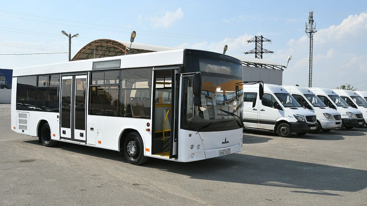 Коммерческие перевозчики закупили 16 новых автобусов для работы на маршрутах общественного транспорта Краснодара