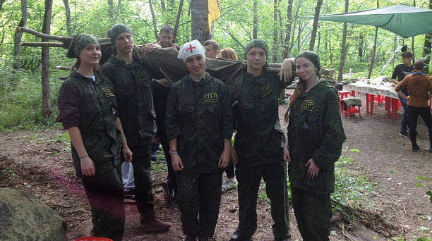 Школьники Западного округа приняли участие в слёте молодежи