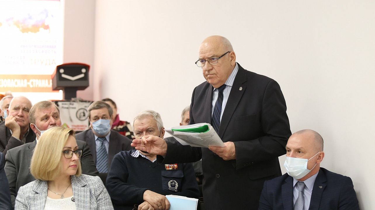 Состоялось первое расширенное заседание Консультативного совета общественных объединений по развитию институтов гражданского общества при главе муниципального образования город Краснодар в 2021 году.JPG