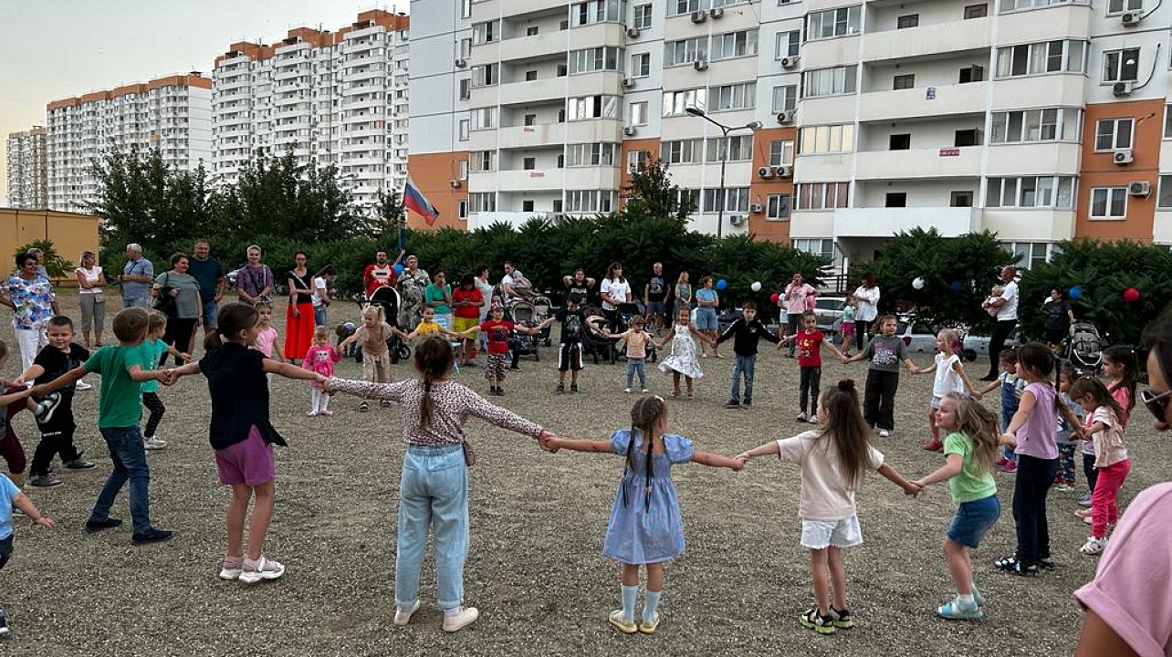 Во всех микрорайонах Прикубанского округа прошли праздничные события ко Дню Краснодара