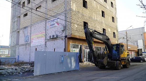 По ул. 9-я Тихая сносят самострой площадью 500 кв. м