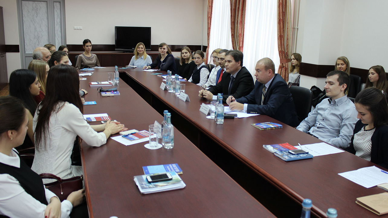 В Кубанском государственном университете состоялся Круглый стол