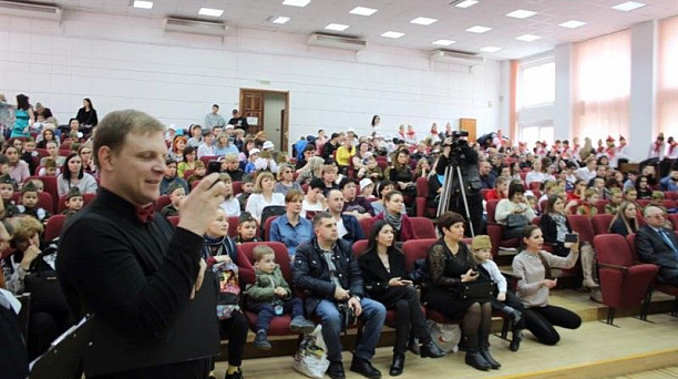 В Краснодаре прошел конкурс «Мужеством и стойкостью гордимся», посвященный 75-летию снятия блокады Ленинграда