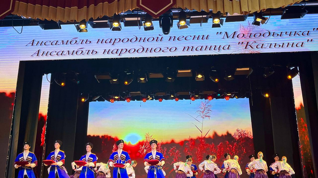 Накануне Дня матери в Краснодарском институте культуры чествовали самых лучших мам Прикубанского округа. 