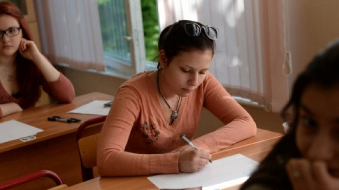 Старшеклассники Западного округа написали «президентское» сочинение