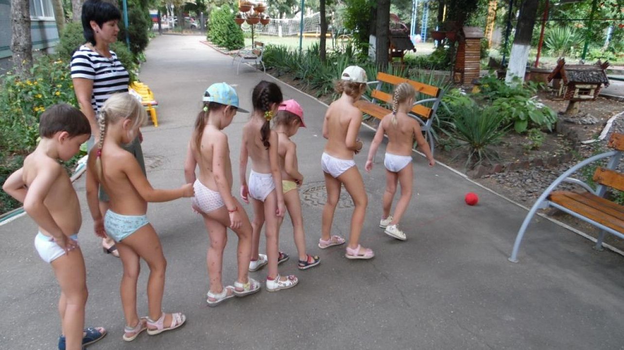 Воспитанники детского сада совершили путешествие «В страну сказок»