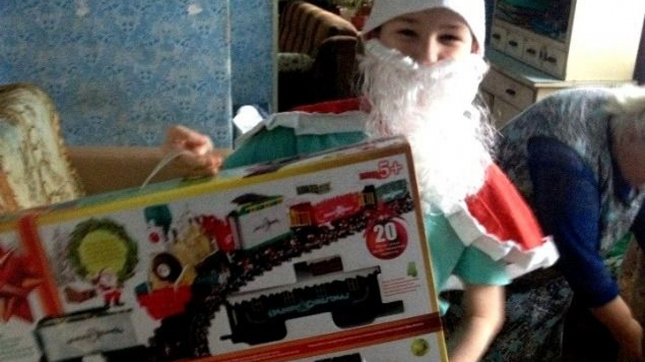 Детей Центрального округа поздравили с наступающим Новым годом