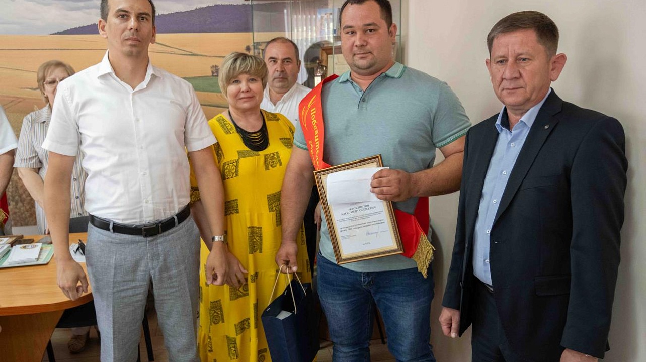 Определены лучшие работники аграрного сектора Прикубанского округа