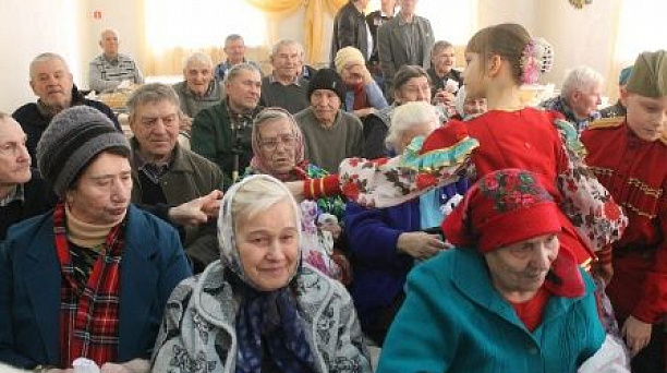 В геронтологическом центре «Екатеринодар» состоялся финал благотворительной акции «От сердца к сердцу»