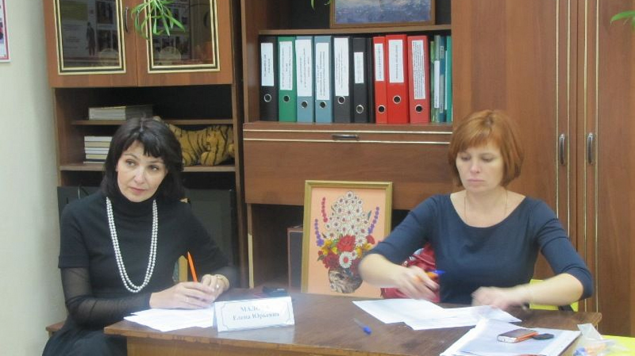 Глава Центрального округа встретился с руководителями ТОС