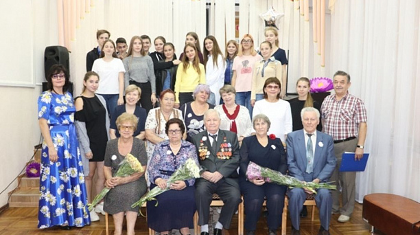 В библиотеке им. Н. А. Некрасова чествовали самые крепкие семейные пары Западного округа