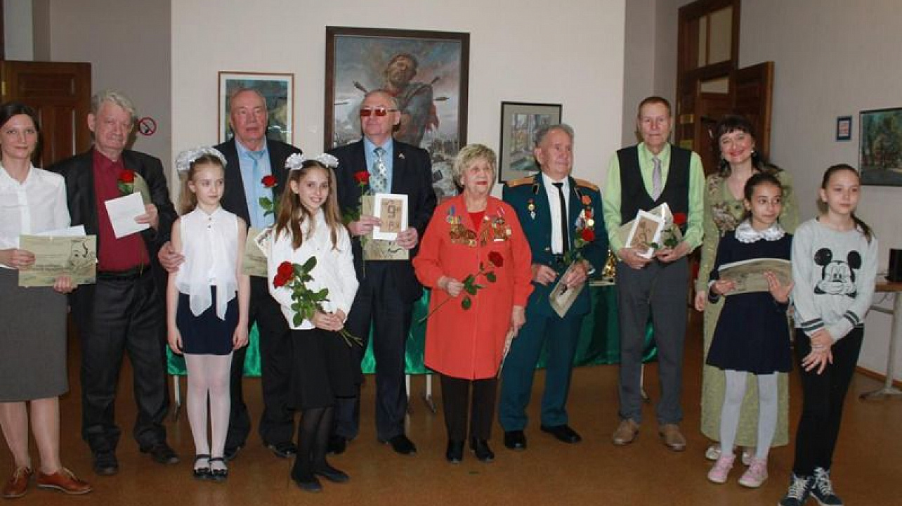 При участии общественной организации «Единство поколений» состоялось открытие выставки «Жизнь как подвиг».jpg