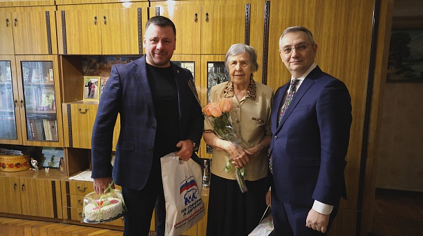 Сегодня жители блокадного Ленинграда принимают поздравления с Днем воинской славы