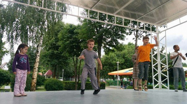 В парке имени 30-летия Победы состоялся благотворительный аукцион «Доброе дело»