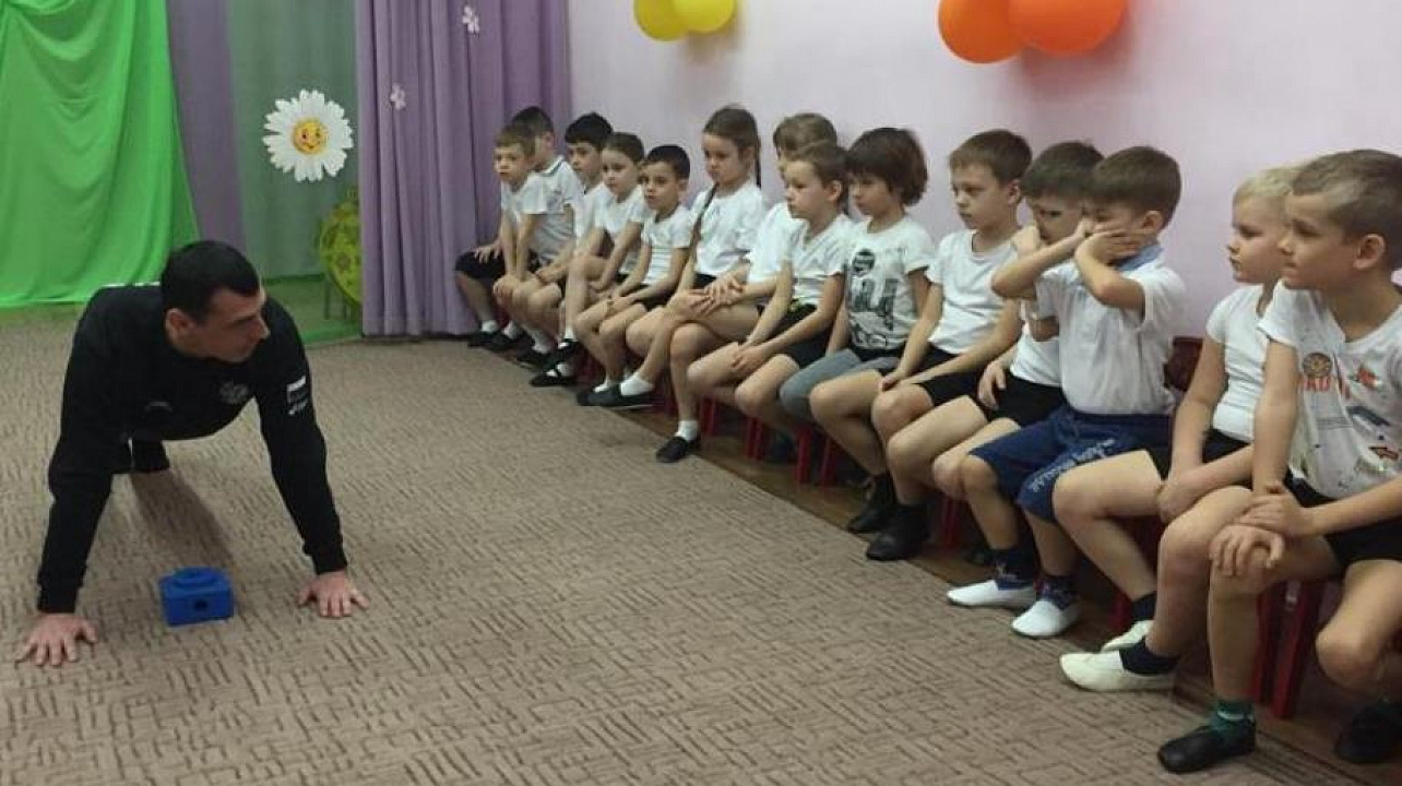 Дошкольники Западного округа сдают нормы ГТО