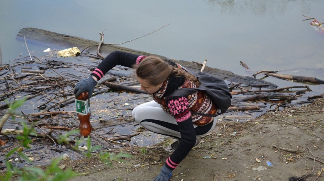 Студенты КубГАУ очистили берег реки Кубань