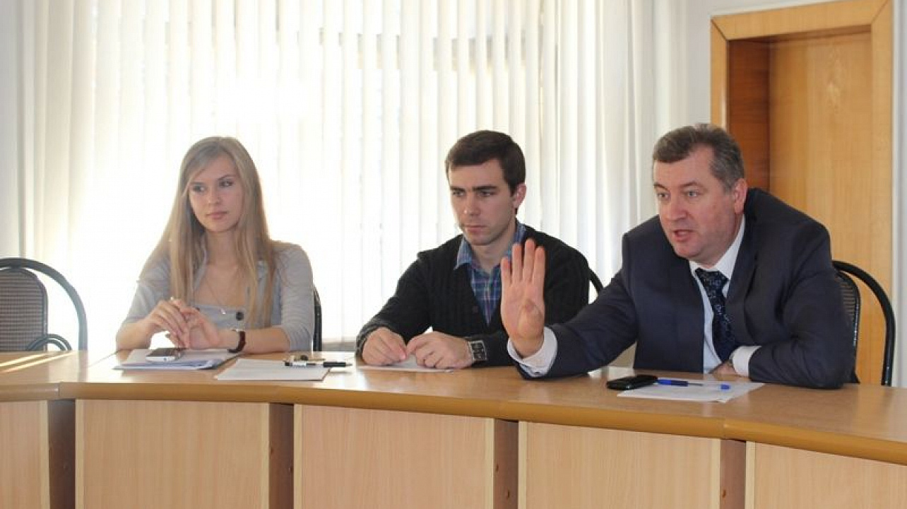 В администрации Центрального округа состоялось заседание членов Молодежного парламента