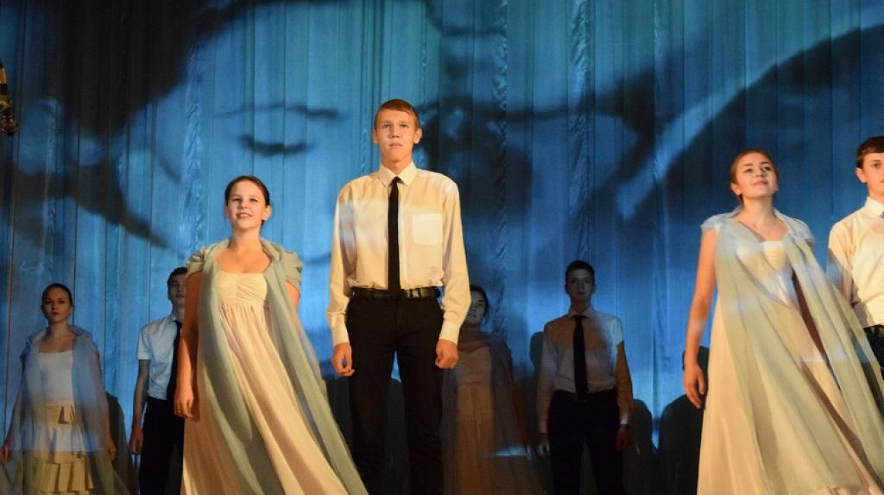 Семиклассники школы №75 примут участие в окружном этапе фестиваля «Песня в солдатской шинели»