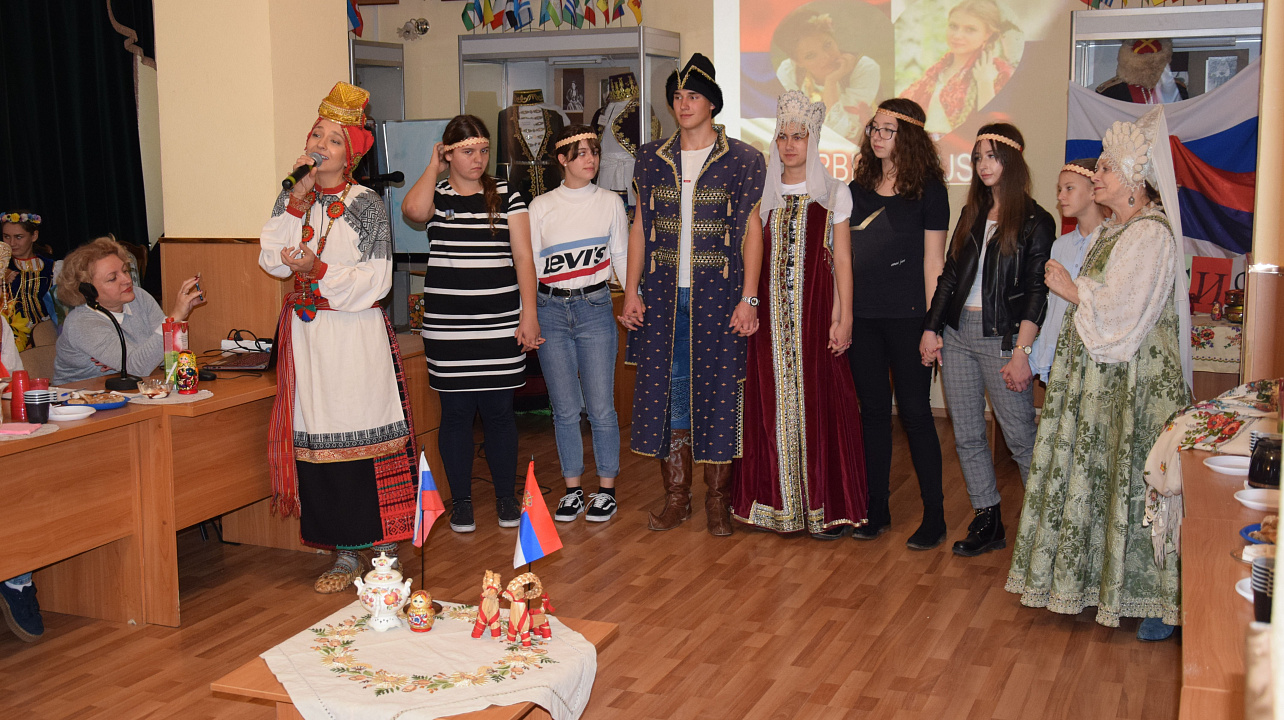 «Россия - Сербия. Дружба навеки!» - под таким девизом прошла встреча активистов славянских  (4).JPG