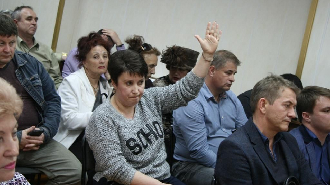 В администрации Прикубанского округа состоялось публичное обсуждение программы комплексного развития транспортной инфраструктуры Краснодара в рамках проекта «Безопасные и качественные дороги»