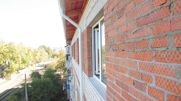 В многоэтажке по ул. Клинической завершили установку инженерных внутридомовых сетей