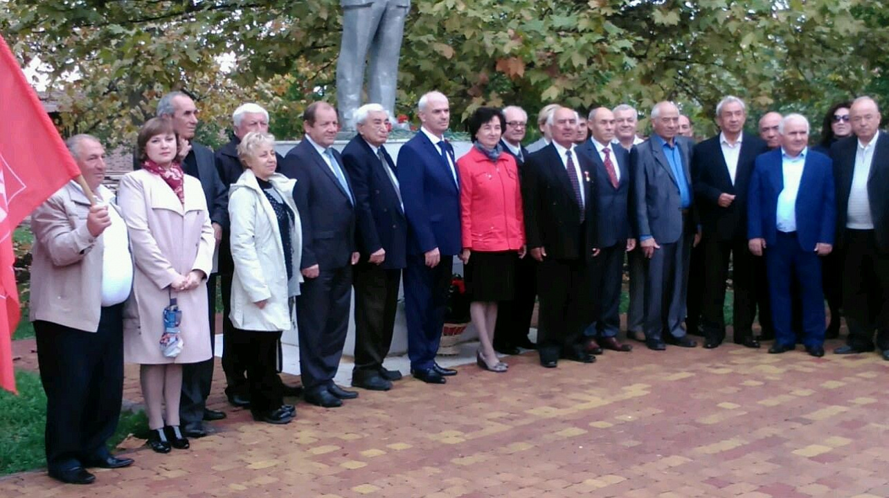 Комсомольцы районов-побратимов вместе отмечают столетие ВЛКСМ