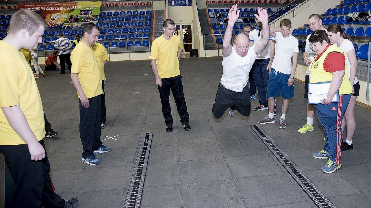 ртовала VII Спартакиада среди муниципальных служащих и депутатов городской Думы