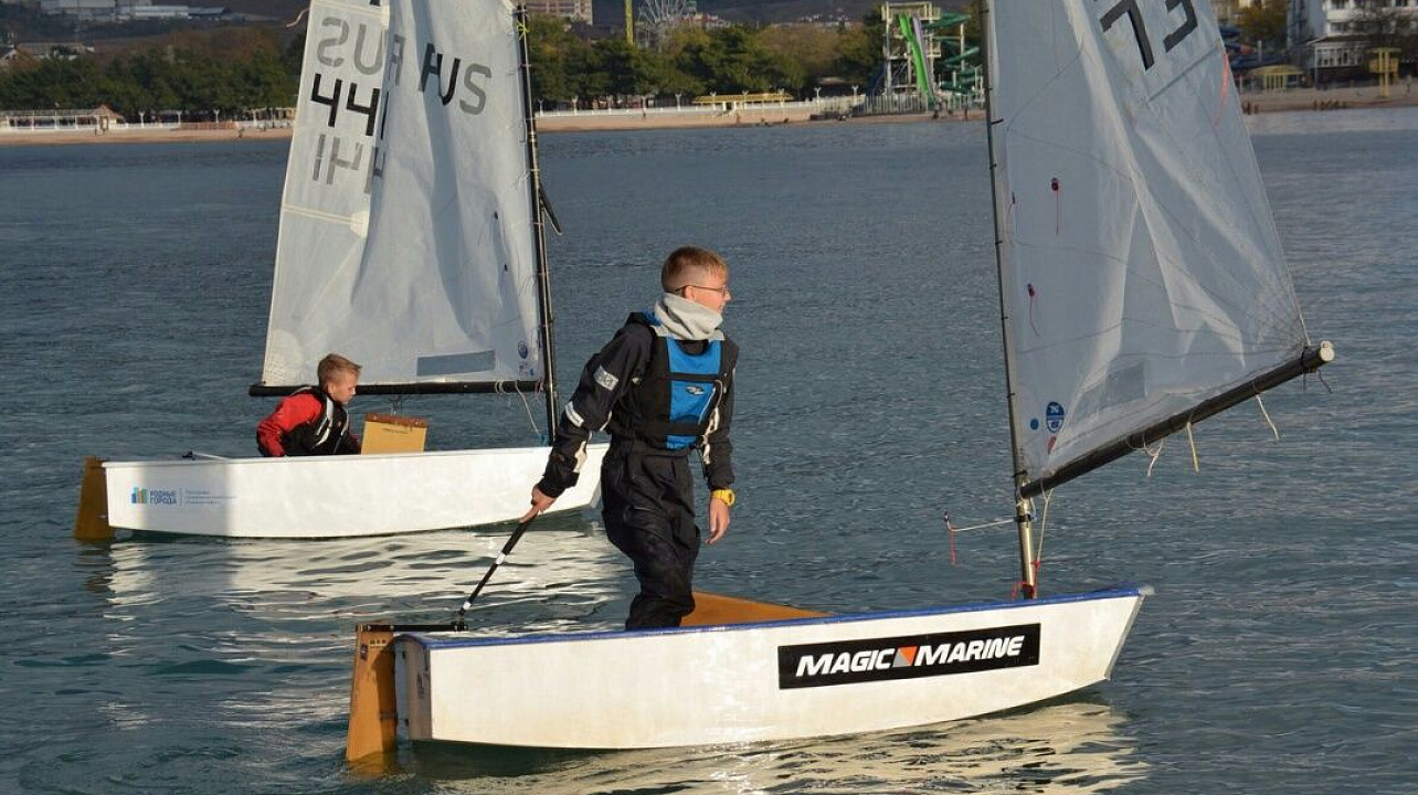 Возобновились тренировки по парусному спорту